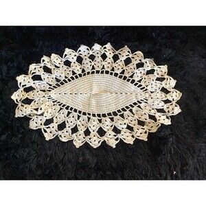 Handmade Crochet Doily White Cream Oval Vintage/Antique Cottage Farmhouse